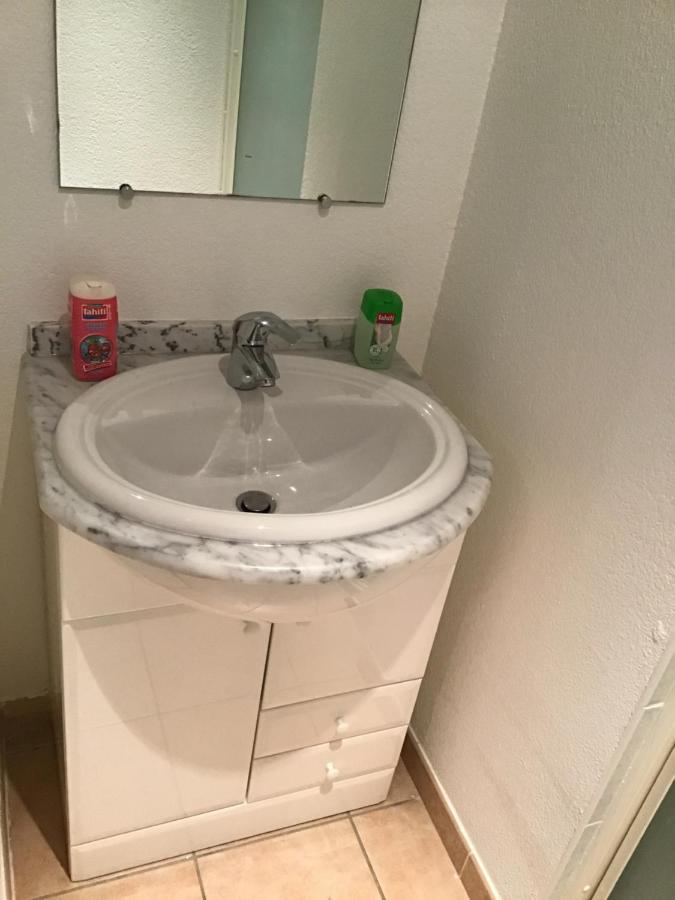 Appartement 3 Min A Pied Du Centre D'Uzes Parking Piscine Exterior photo