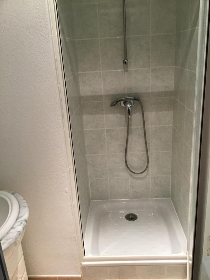 Appartement 3 Min A Pied Du Centre D'Uzes Parking Piscine Exterior photo