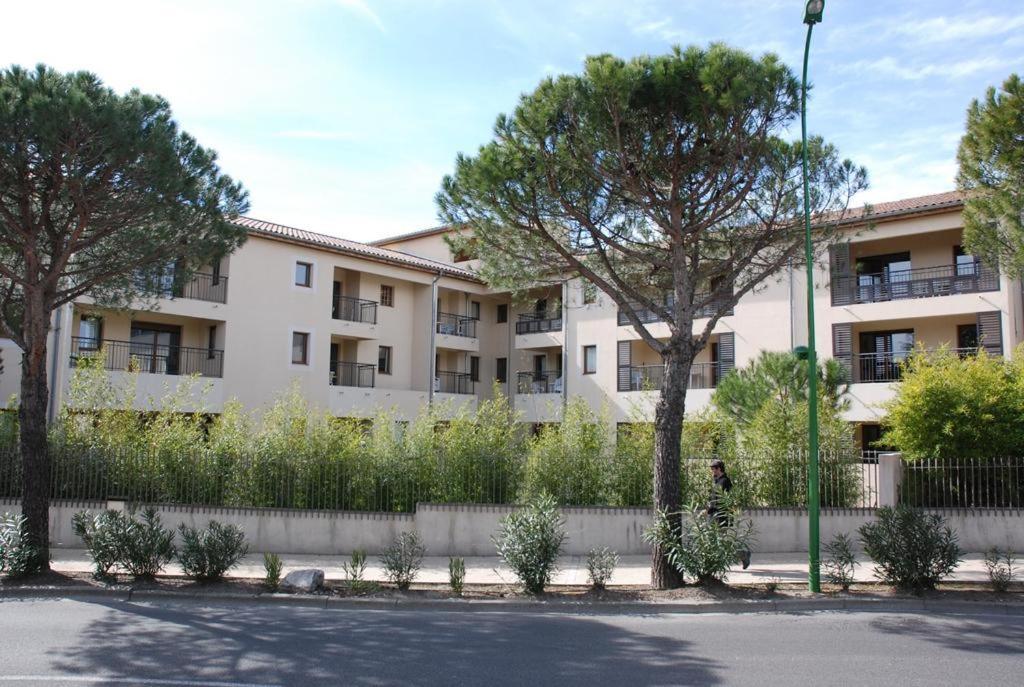 Appartement 3 Min A Pied Du Centre D'Uzes Parking Piscine Exterior photo